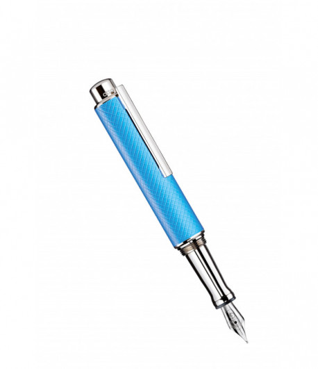 Stylo à Plume Otto Hutt Design 05 Laqué Bleu ouvert avec capuchon fixé sur le corps, stylet non accessible Stylo à Plume Otto Hutt Design 05 Laqué Bleu ouvert avec capuchon fixé sur le corps, stylet non accessible